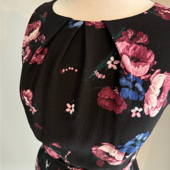 Dress fall sleeveless - Picture 2 of 8